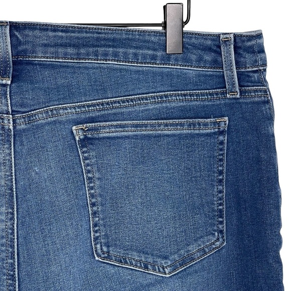 Chicos So Slimming Jeans Womens 16 Girlfriend High Rise Slim Leg Raw Hem Crop - Picture 7 of 10